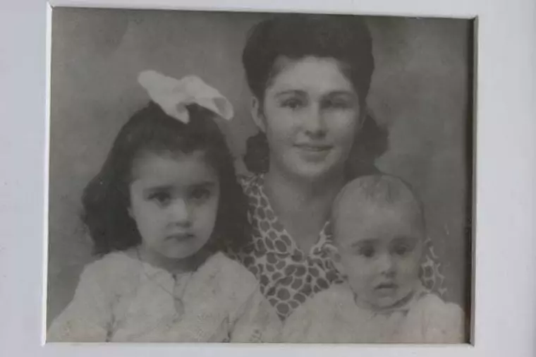 Rodica Mandache în copilărie. Sursă foto: Arhivă personală