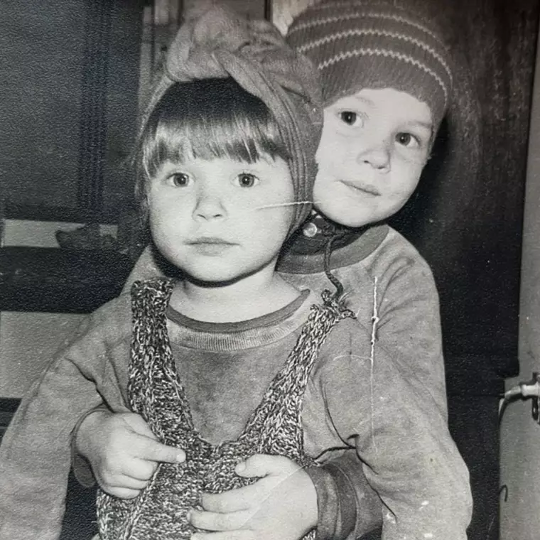 Crina Semciuc în copilărie. Sursă foto: Arhivă personală