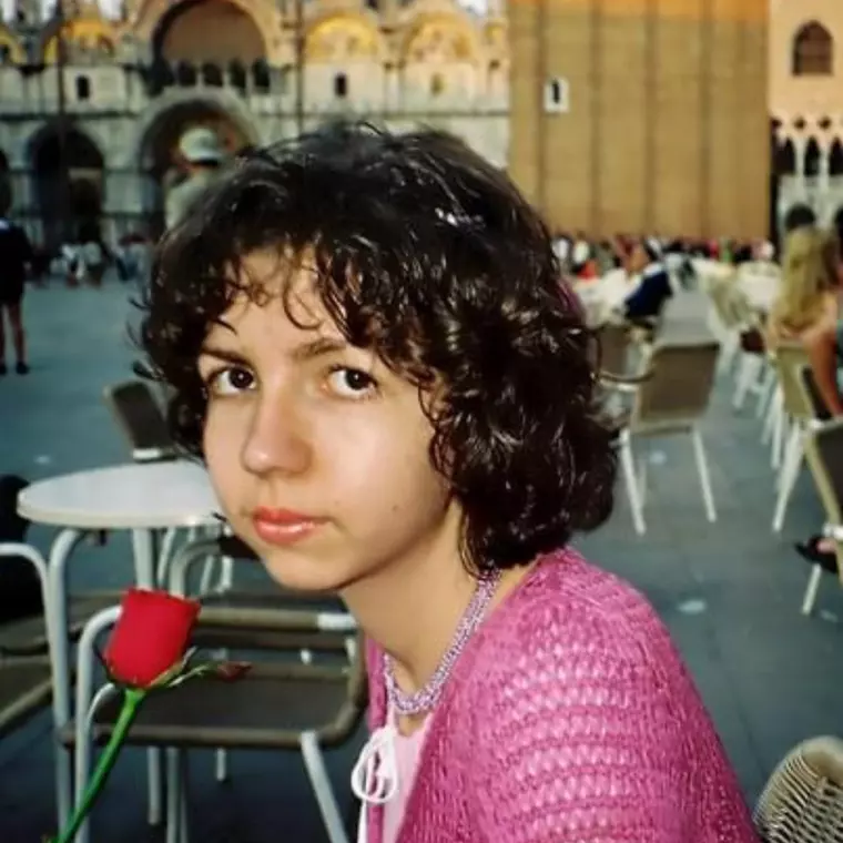 Diana Cosmin a intrat în presă la 13 ani. Sursă foto: Arhivă personală