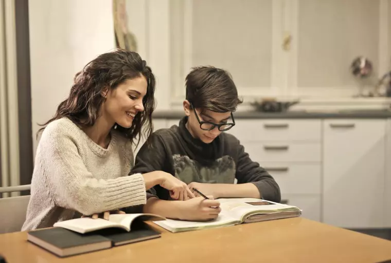 Homeschooling în România. Ce este homeschooling și cum se face în România