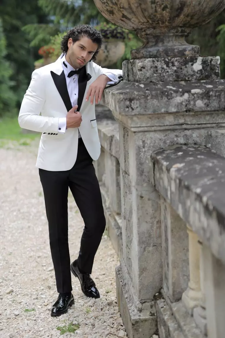 Clasic, elegant sau modern: ce tip de costum de ceremonie alegi pentru ziua nunții?