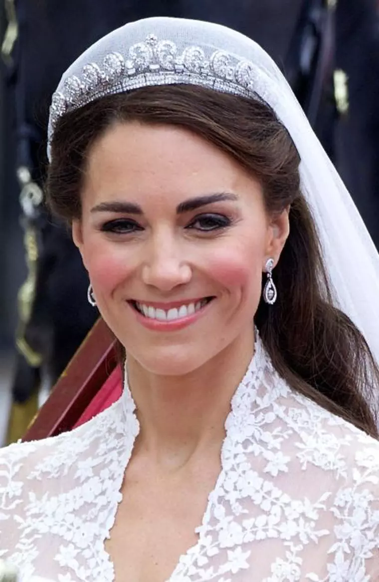 15 momente când Kate Middleton a purtat o tiară. Cele mai impresionante apariții ale Prințesei de Wales