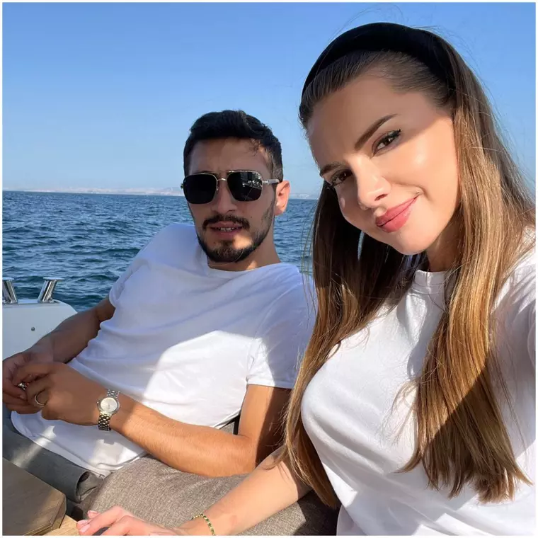Otilia Bilionera alături de soțul ei, Ali Bekir. Sursă foto: Arhivă personală