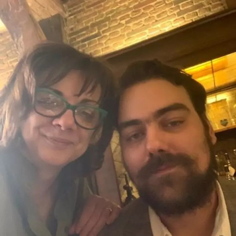 Carmen Tănase alături de fiul ei, Tudor. Sursă fot:  Arhivă personală