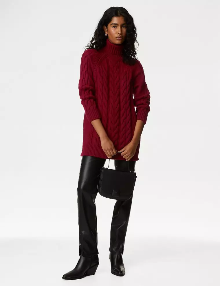 5 pulovere pe care orice femeie trebuie să le aibă în garderobă