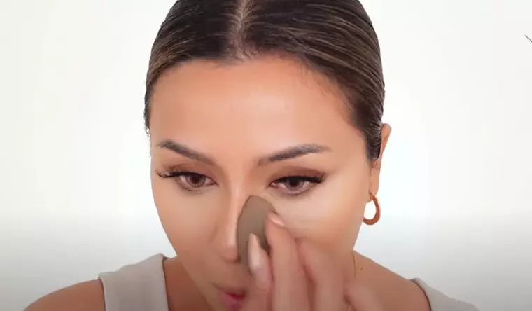 Cum să îți micșorezi și subțiezi nasul cu ajutorul machiajului. Trucuri care nu dau greș