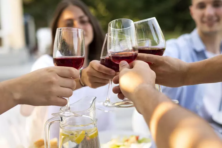 Băuturile alcoolice pe care le poți savura în perioada sărbătorilor de Paște!