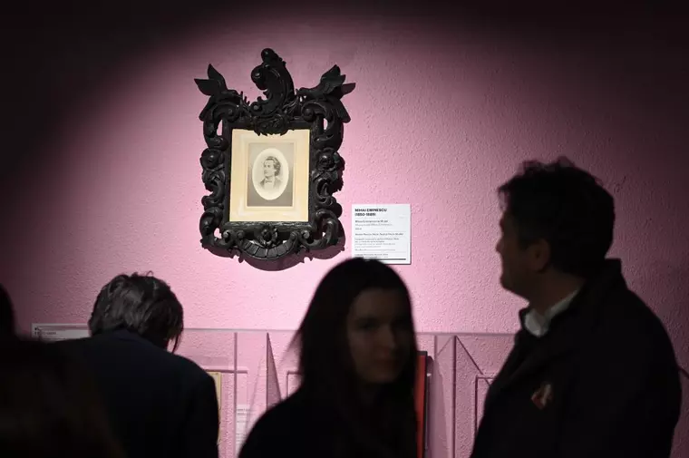 Ce taine și comori ascunde istoria României. Art Safari expune peste 100 de capodopere și obiecte rare din trecutul țării
