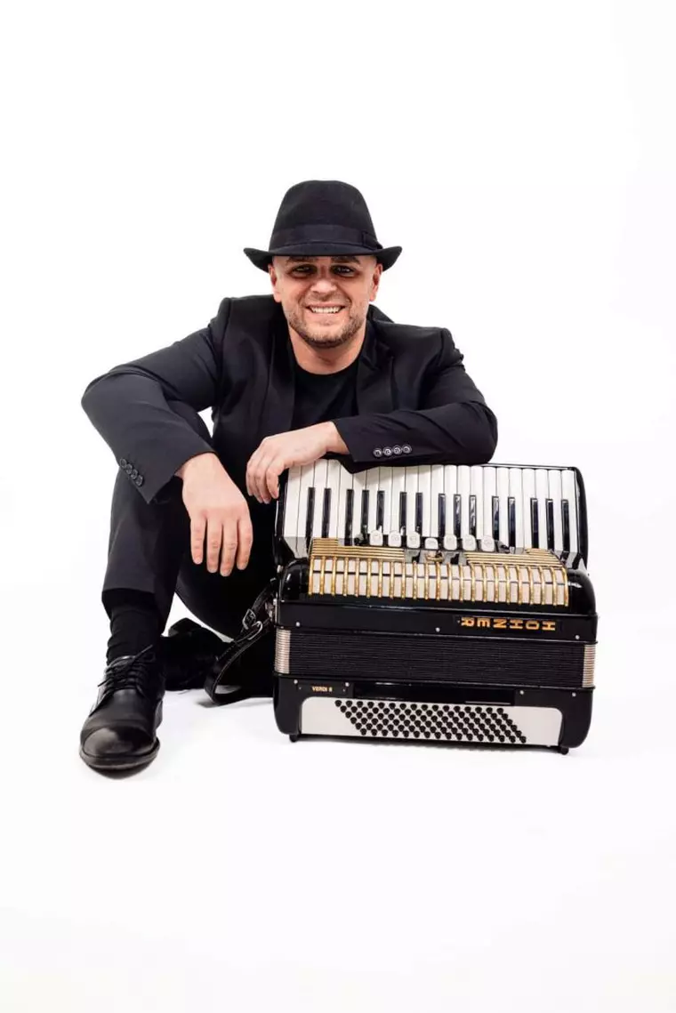 Livius Lauruc, manager și compozitor Studio R, sute de cereri de la artiști pentru proiectul Tradițional Maramureș