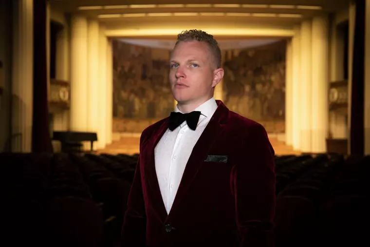 VIVO PER LEI – singurul concert pop-opera al toamnei îi aduce alături de tenorul ŞTEFAN von KORCH pe ALIN STOICA şi ALEXANDRU BURCĂ pe scena Sălii Dalles pe 16 Octombrie