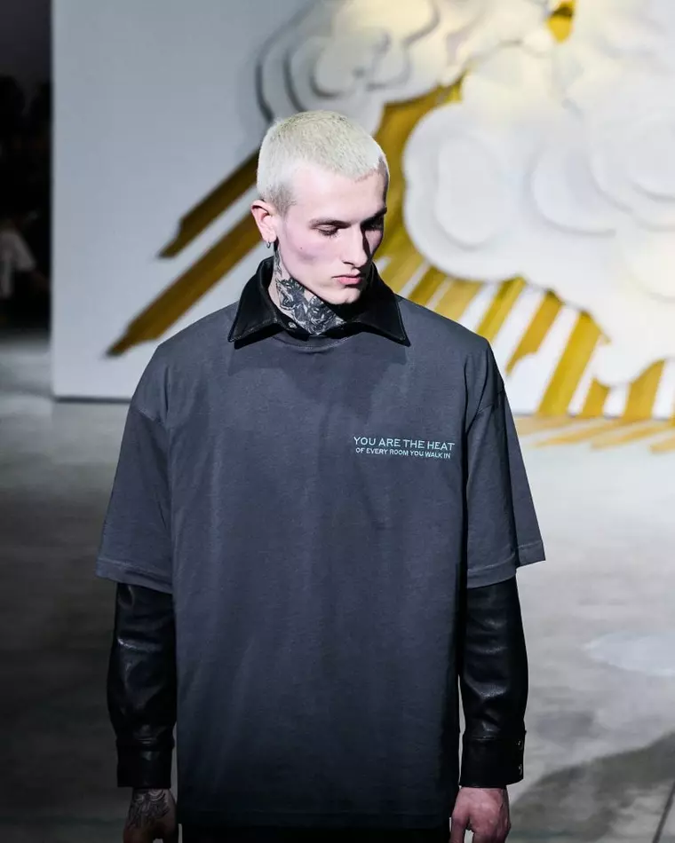 ALMAZ schimbă perspectiva. Colaborare inedită cu IQOS la Mercedes-Benz Bucharest Fashion Week
