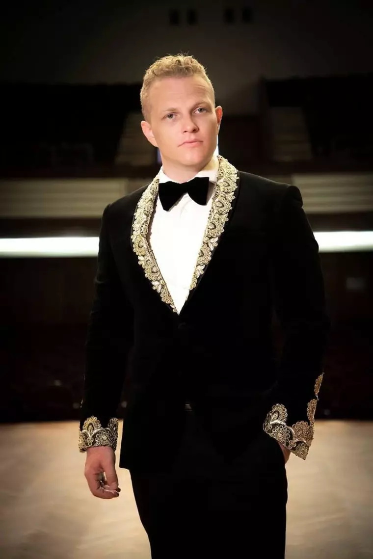 “Vivo per lei,” singurul concert pop-opera al primăverii, îi aduce pe tenorii Ştefan von Korch şi Alin Stoica la Sala Dalles pe 12 martie