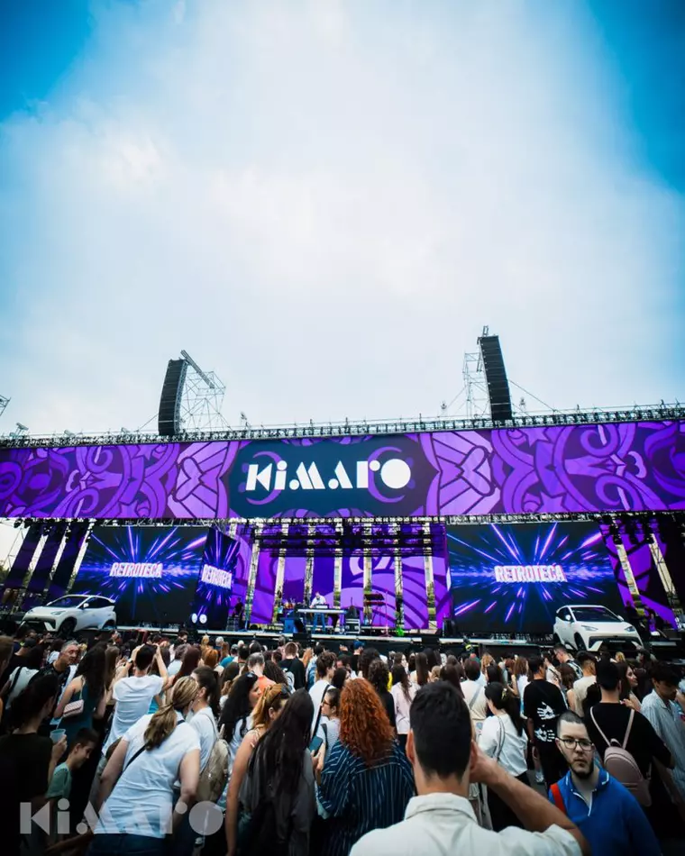 Cu 750 mp de ecrane, pe o scena de 60 metri, Festivalul KIMAROa început pe 13 iunie în Piața Constituției București!