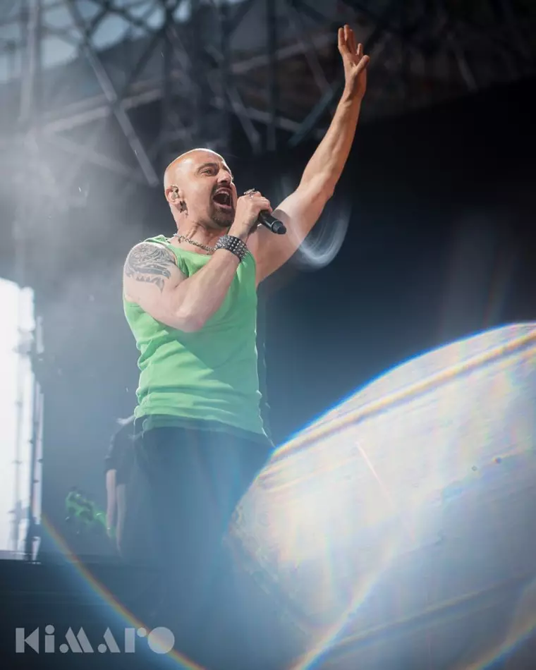 Cu 750 mp de ecrane, pe o scena de 60 metri, Festivalul KIMAROa început pe 13 iunie în Piața Constituției București!