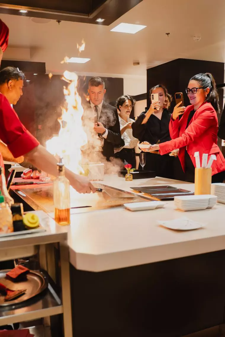 Benihana România marchează 20 de ani printr-o relansare spectaculoasă: tradiția japoneză întâlnește modernul urban