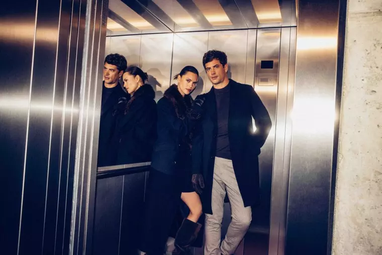 Reserved Christmas Stories – o colecție de sărbători pentru întreaga familie