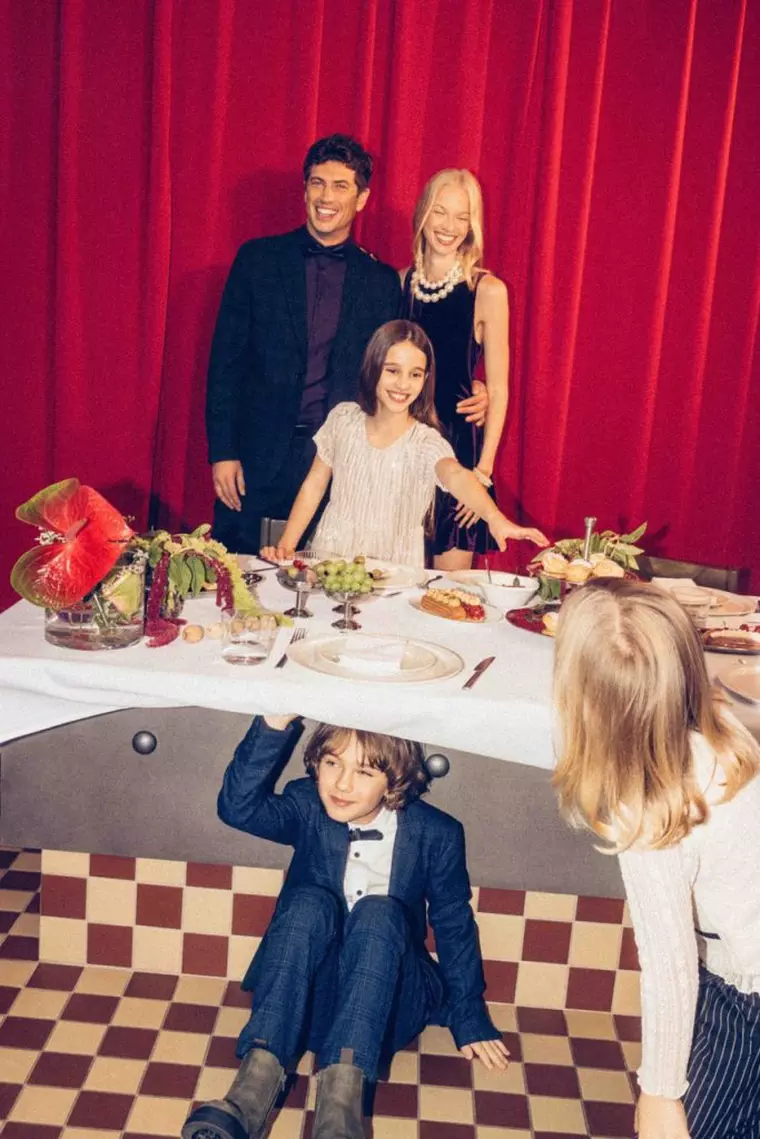 Reserved Christmas Stories – o colecție de sărbători pentru întreaga familie