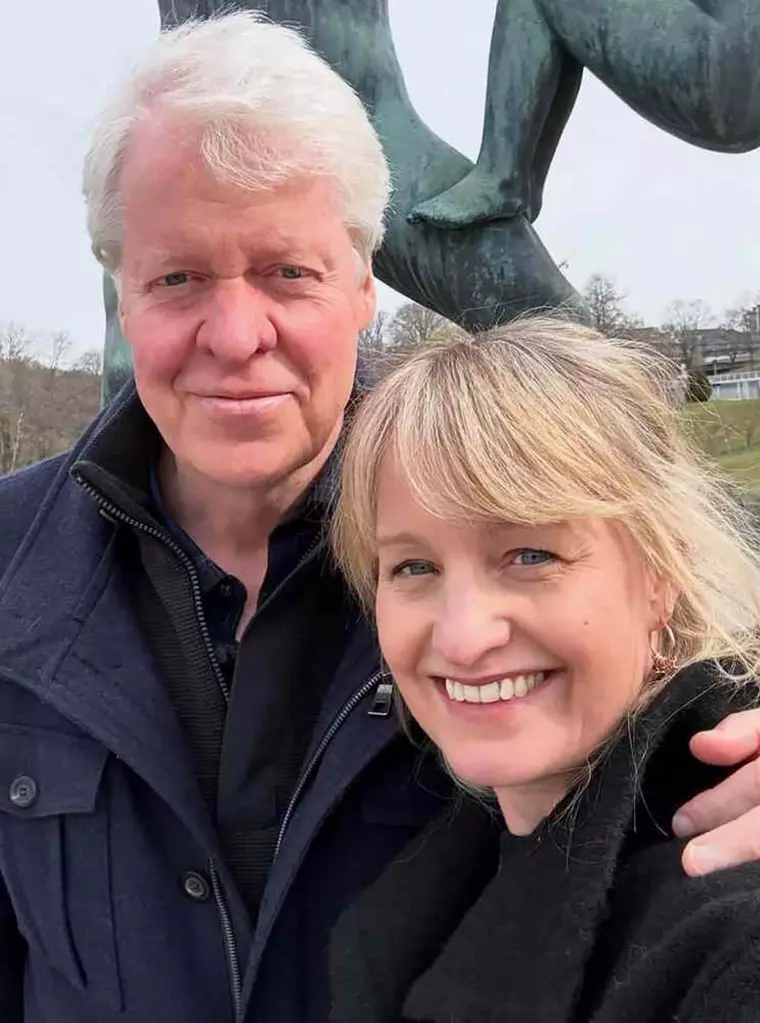 Fratele Prințesei Diana, Charles Spencer, s-a căsătorit cu iubita lui mai tânără cu 18 ani, la doar trei luni după un divorț