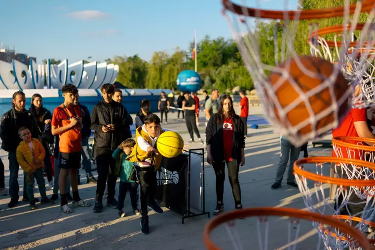 Parcul Drumul Taberei se transformă într-un uriaș teren de joacă urban la BCR Sport Arena Streetball 2026