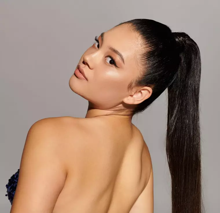 6 tipuri de coafuri la modă vara aceasta. Look-uri fresh, ușor de purtat și perfecte pentru zilele toride