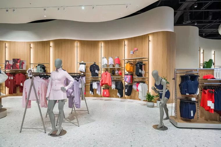Primul magazin lululemon din România s-a deschis în București