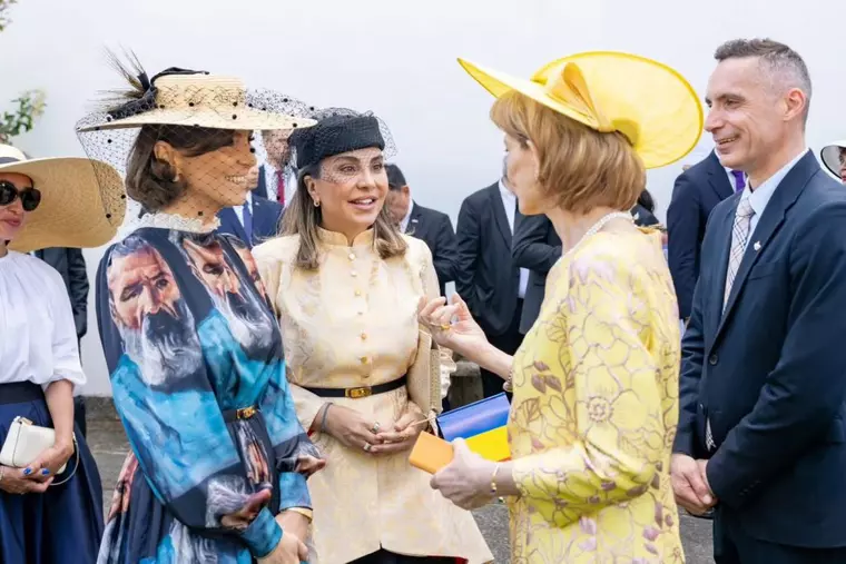 Creația Anne Marie D'Ange, inspirată de Brâncuși, omagiată de Principesa Margareta a României la Royal Garden Party de Ziua Regală