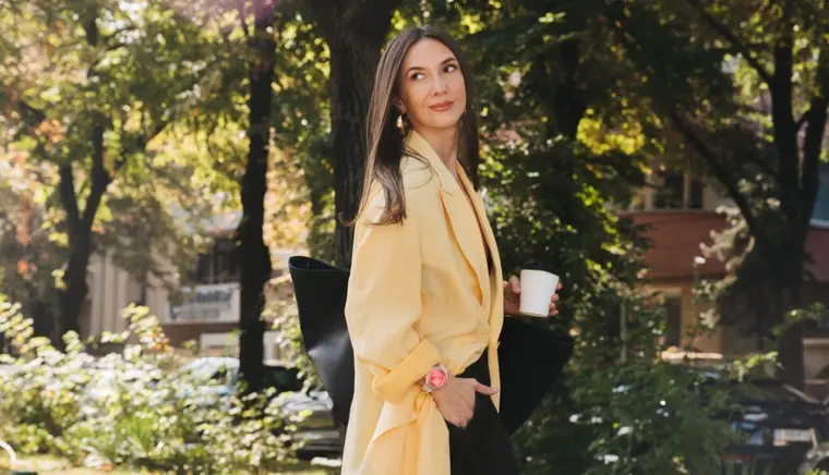 HUAWEI WATCH 6, ceasul smart care ține pasul cu programul Adelei Popescu: „L-am luat inițial pentru funcțiile lui, apoi mi-am dat seama că îmi completează bine ținutele”