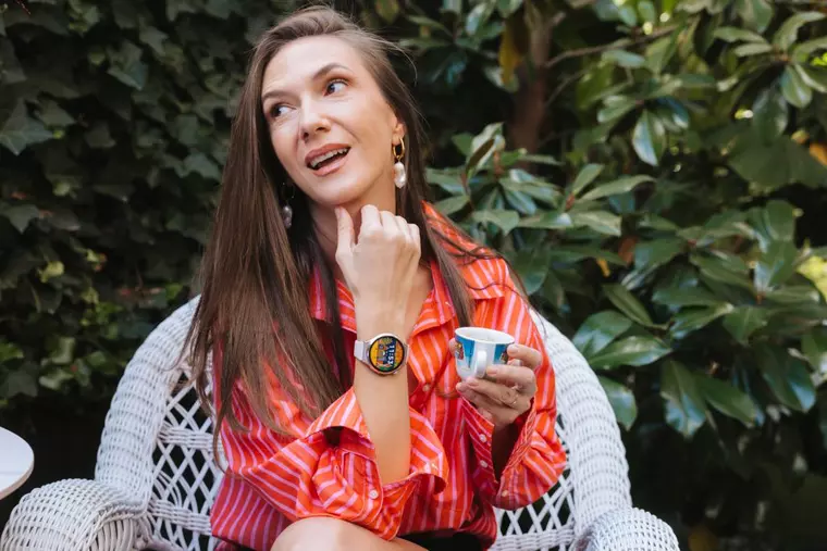 HUAWEI WATCH 6, ceasul smart care ține pasul cu programul Adelei Popescu: „L-am luat inițial pentru funcțiile lui, apoi mi-am dat seama că îmi completează bine ținutele”