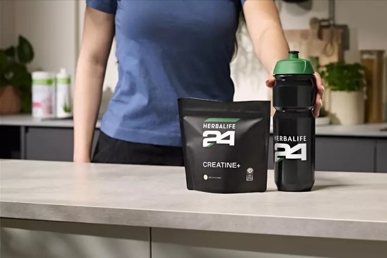Cum ajută Herbalife femeile care se confruntă cu simptomele menopauzei