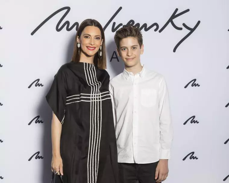 Andreea și fiul ei Petru, în vârstă de 13 ani