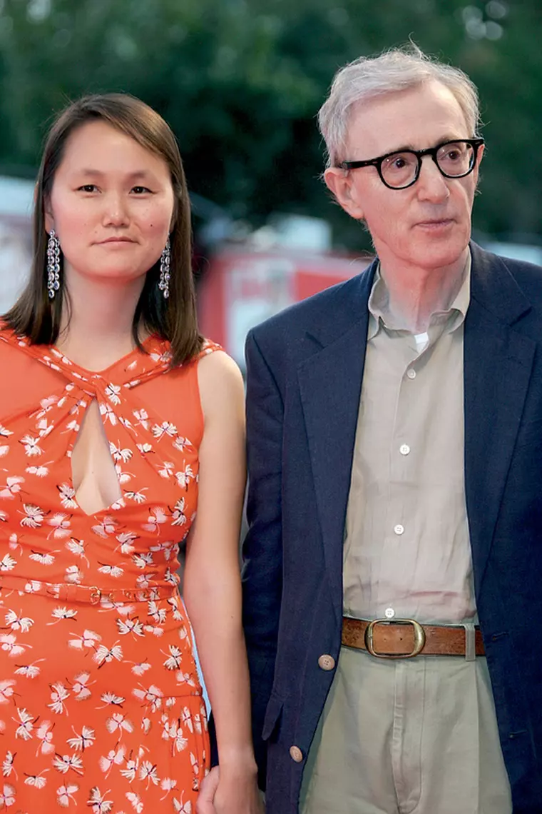 Woody Allen și Soon-Yi, actuala lui soție și fostă... fiică!