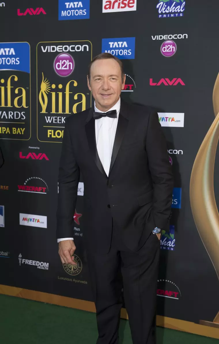 Kevin Spacey este investigat din nou de poliție, pentru alte trei acuzații de agresiune sexuală!