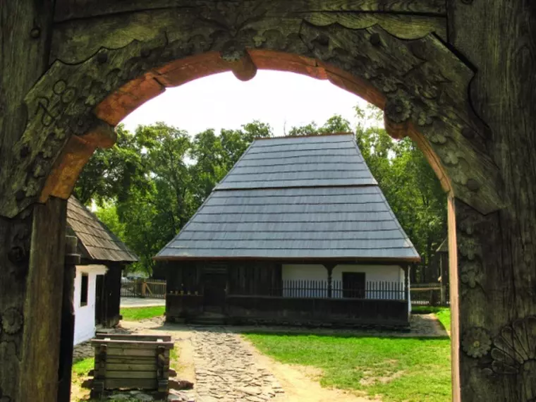 Muzeul Satului3