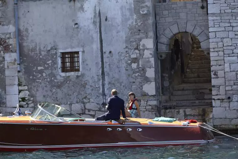 Bond & Zara on boat1