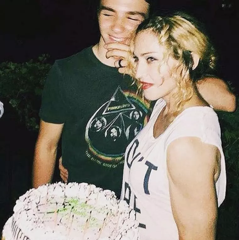Madonna1