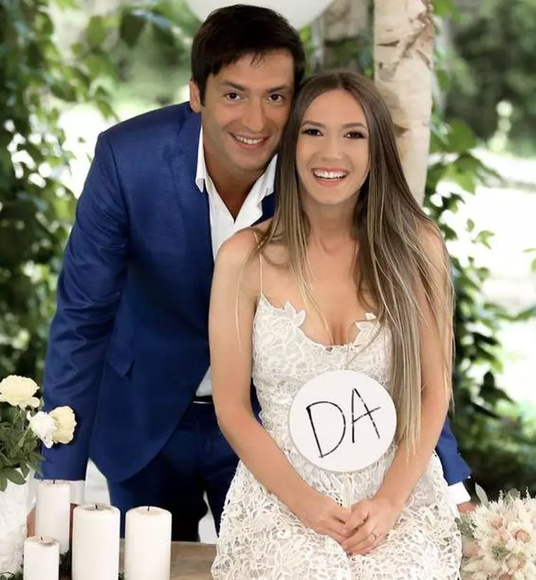 adela3