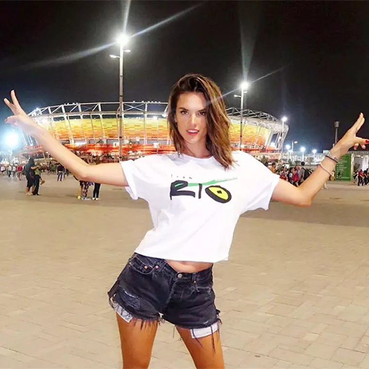 alessandra-ambrosio-600