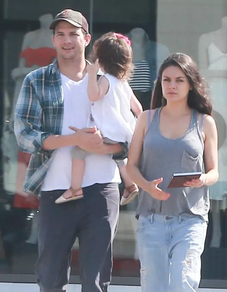 mila-si-ashton
