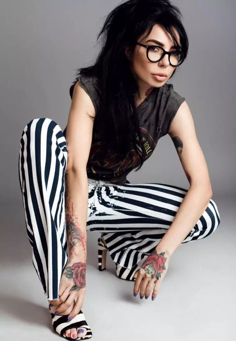 DJ Wanda și-a făcut și ea intervenții estetice în zona intimă.