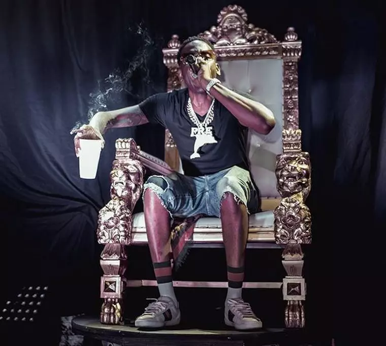 Young Dolph și întregul arsenal al unui rapper