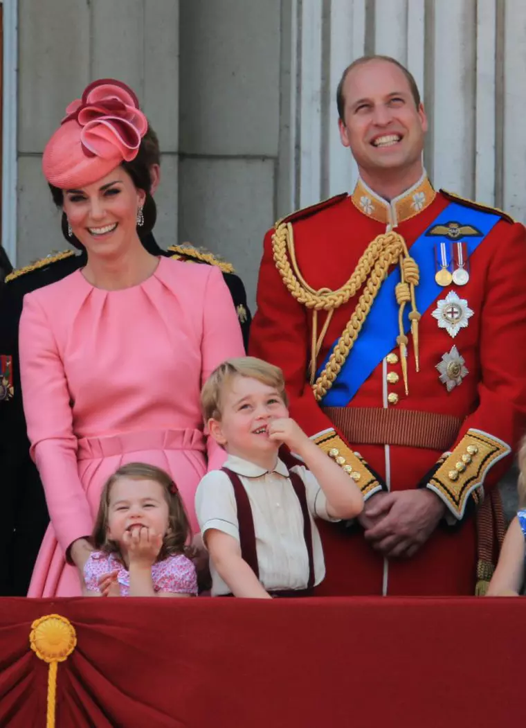Kate Middleton va deveni Regina consoartă după ce Prințul William va fi uns rege.