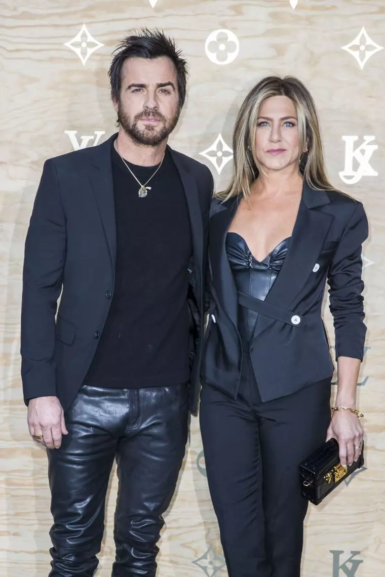 Jennifer și Justin un cuplu aparent fericit...