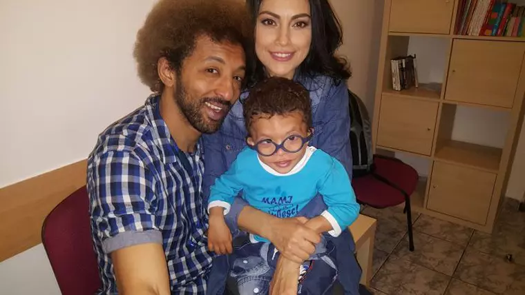 Afecțiunea de care suferă băiețelul lui Kamara