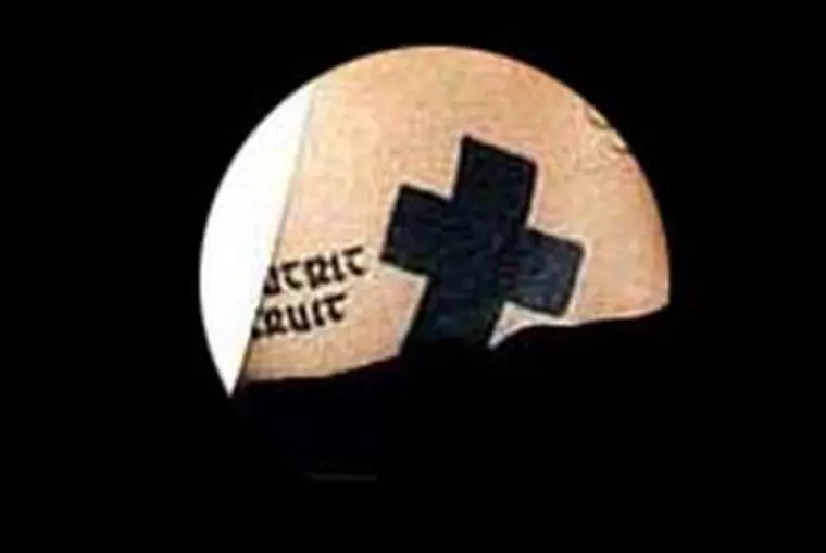 Ce semnificație au tatuajele Angelinei Jolie