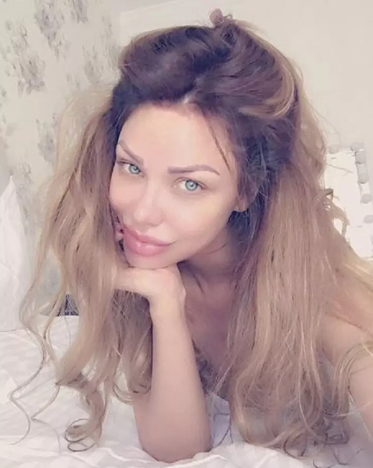 Bianca Drăgușanu nemachiată