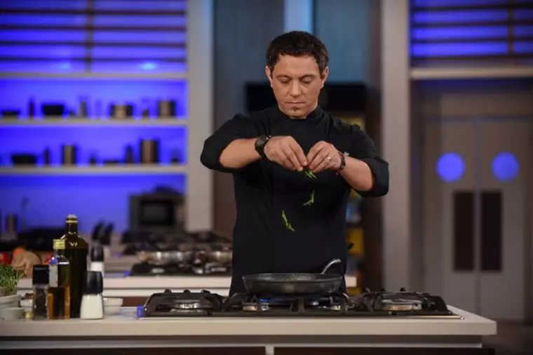 Chef Sorin Bontea ne-a oferit o rețetă de ciorbă de pește, de Florii