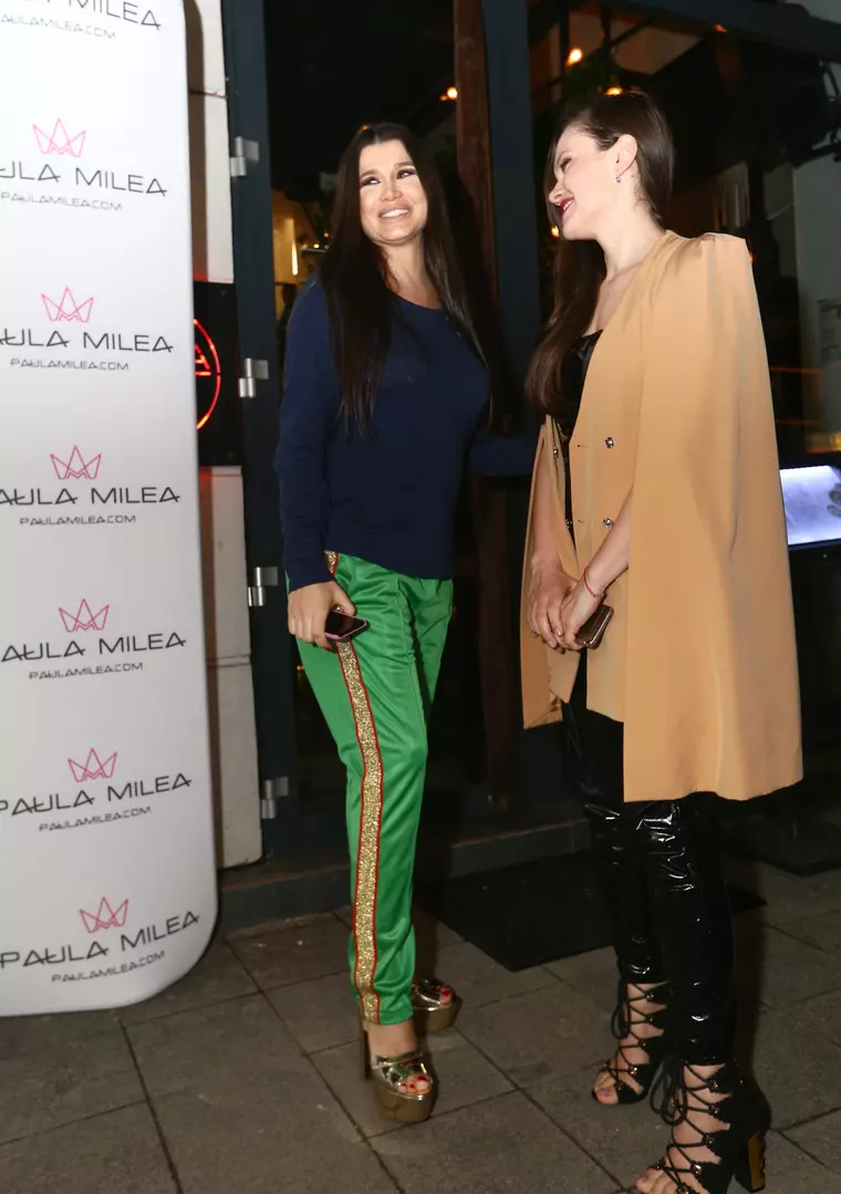 Elen Băsescu mai are o lună și naște