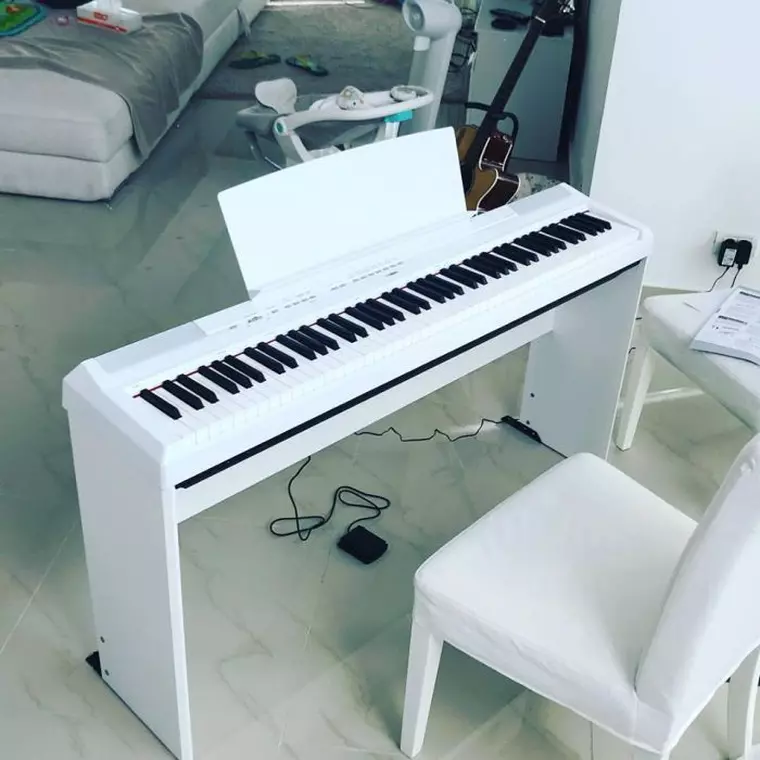 Noul pian al lui Tavi Clonda