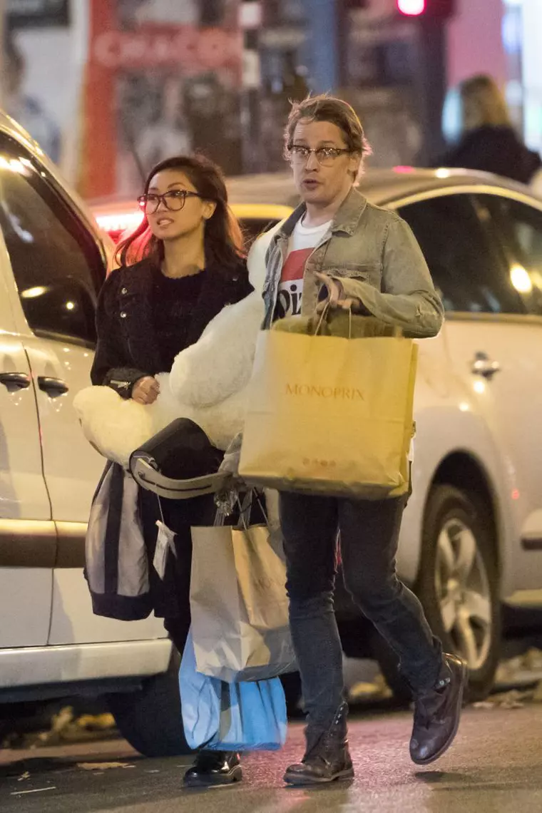 Macaulay Culkin și Brenda Song, actuala lui iubită.