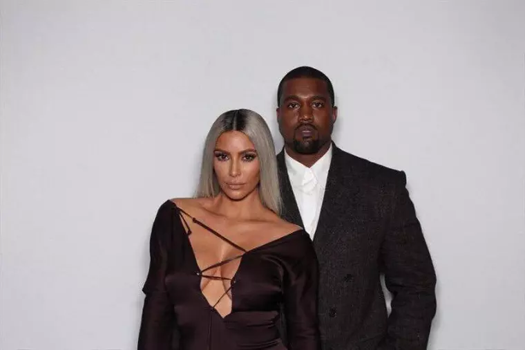 Kim Kardashian și Kanye West au trei copii